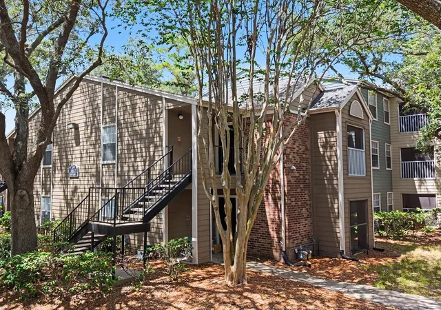 Listing Photo 3 - Condo for sale in building located at 5112 Park Central Dr, Orlando, FL 32839 - Unit #621