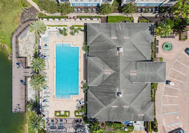 Listing Photo 2 - Condo for sale in building located at 5112 Park Central Dr, Orlando, FL 32839 - Unit #621