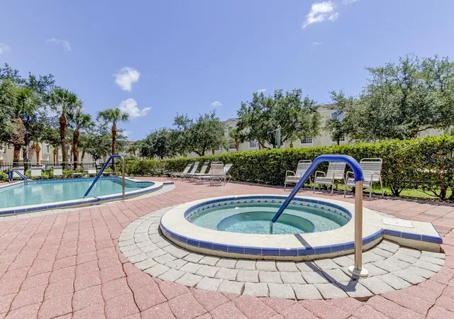 Photo 3 of Townhouse for sale at 129 Brent Cir, Oldsmar, FL 34677 | MLS# TB8541656 | Listing updated on 2026-09-13