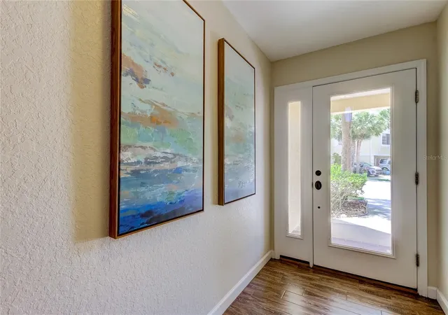 Photo 4 of Townhouse for sale at 129 Brent Cir, Oldsmar, FL 34677 | MLS# TB8541656 | Listing updated on 2026-09-13