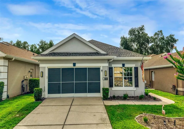 Photo 1 of Single family home for sale at 5466 Legend Hills Ln, Spring Hill, FL 34609 | MLS# W7888843 | Listing updated on 2026-08-29