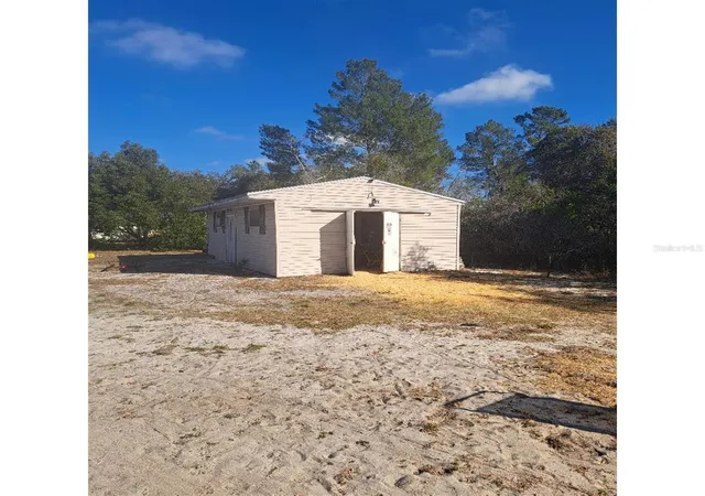 3rd image of 11301 Huggins St, Leesburg, FL 34788 | MLS# W7888844