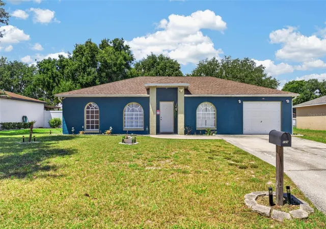 2nd image of 125 Cherokee Dr, Auburndale, FL 33823 | MLS# S5156148