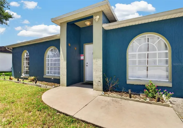 3rd image of 125 Cherokee Dr, Auburndale, FL 33823 | MLS# S5156148