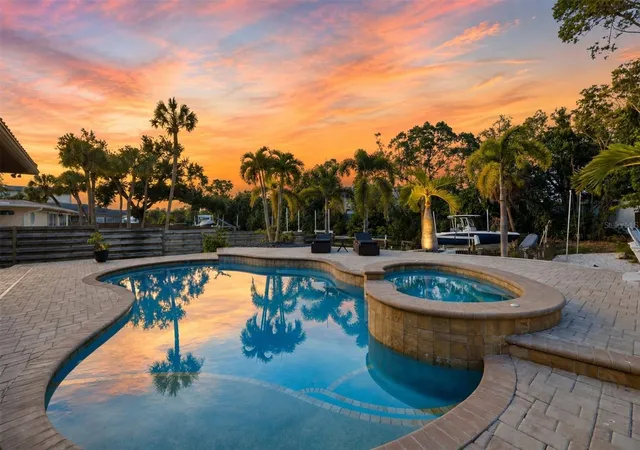 Photo 1 of Single family home for sale at 829 Idlewild Way, Sarasota, FL 34242 | MLS# A4703817 | Listing updated on 2026-09-15