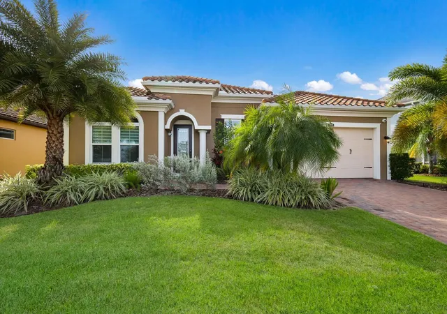 3rd image of 12132 Gannett Pl, Lakewood Ranch, FL 34211 | MLS# A4703818