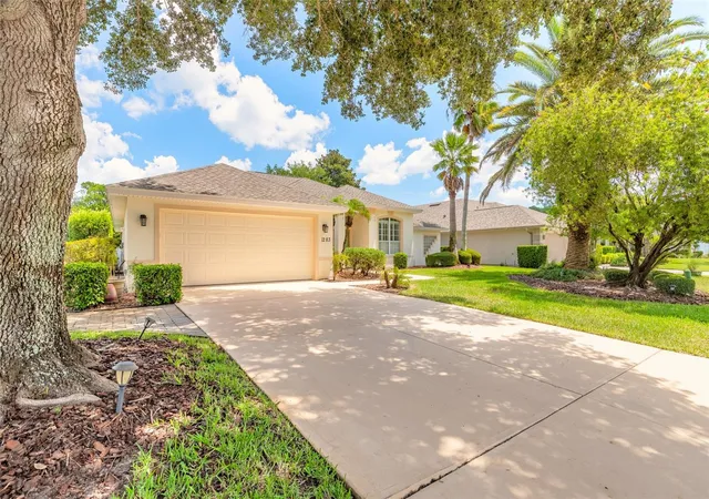2nd image of 1283 Royal Pointe Ln, Ormond Beach, FL 32174 | MLS# V4950884