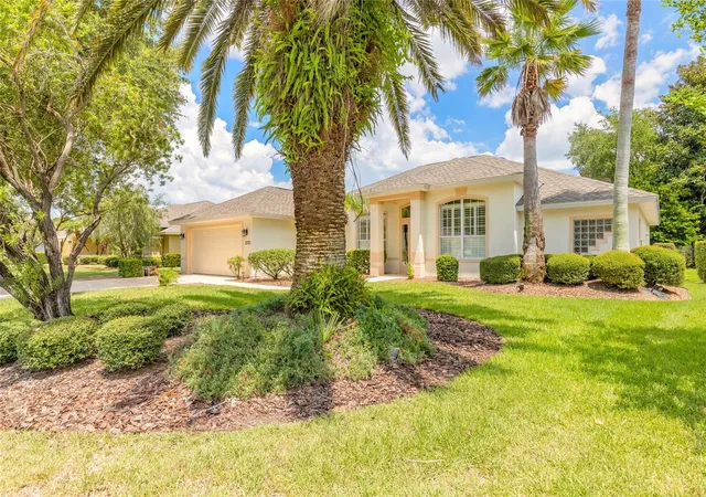 Photo 3 of Single family home for sale at 1283 Royal Pointe Ln, Ormond Beach, FL 32174 | MLS# V4950884 | Listing updated on 2026-10-02