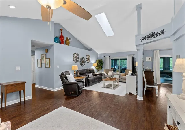 Photo 3 of Single family home for sale at 633 Pugh St, Lake Mary, FL 32746 | MLS# O6435948 | Listing updated on 2026-10-07