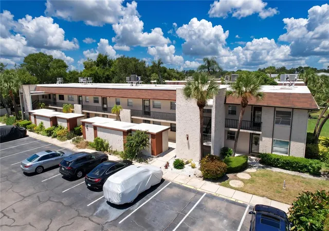 image of 2750 E Bay Dr, LARGO, FL 33771