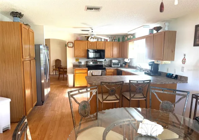 Photo 4 of Single family home for sale at 1501 Nueva Pl, Lady Lake, FL 32159 | MLS# G5116841 | Listing updated on 2026-09-19
