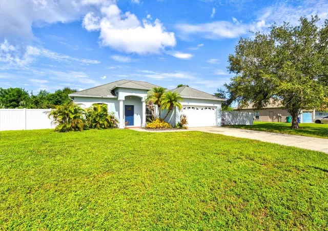 Photo 3 of Single family home for sale at 1505 22Nd Ave W, Palmetto, FL 34221 | MLS# A4703822 | Listing updated on 2026-09-17