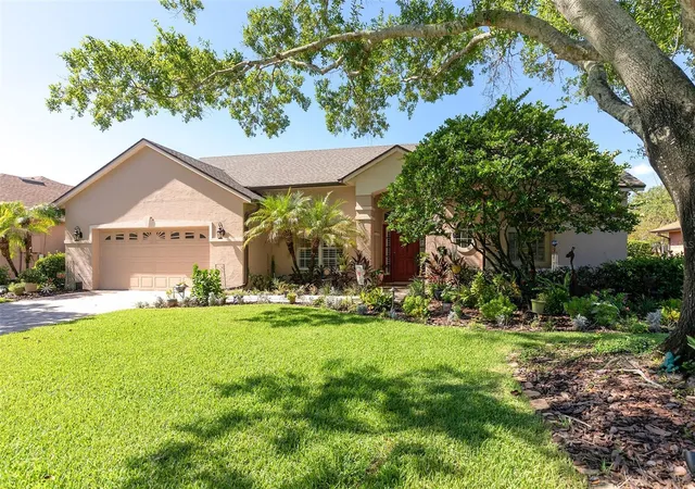 Photo 3 of Sale Pending at 5308 Chiswick Cir, Belle Isle, FL 32812 | MLS# O6435963 | Listing updated on 2026-09-12