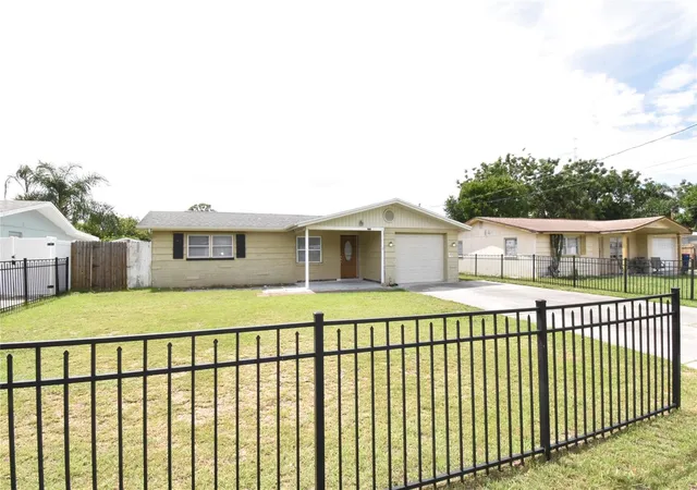 2nd image of 11025 Pickering Ln, Port Richey, FL 34668 | MLS# C7529896