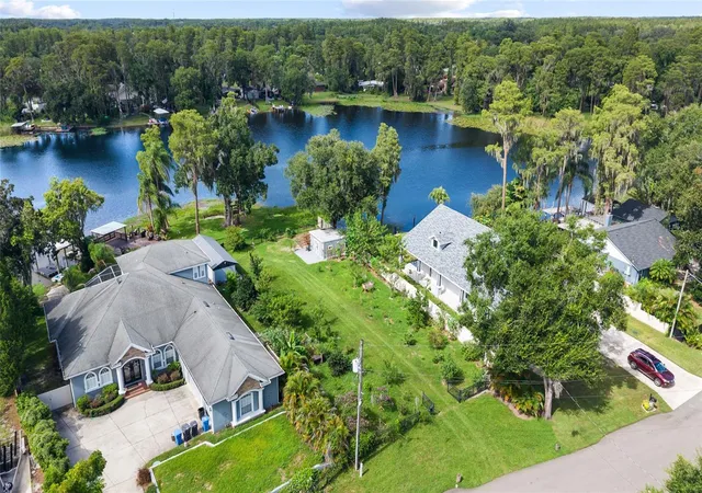 2nd image of 15916 Willowdale Rd, Tampa, FL 33625 | MLS# TB8541694