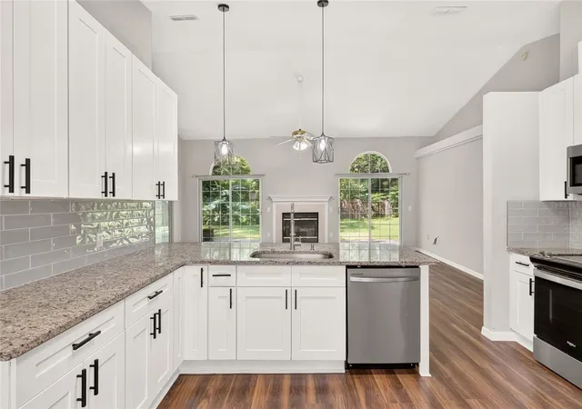 Photo 3 of Single family home for sale at 1124 Nw 98th Ter, Gainesville, FL 32606 | MLS# GC542948 | Listing updated on 2026-09-20