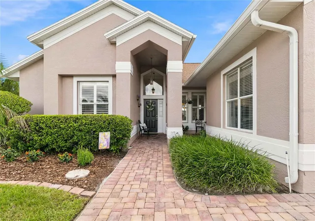 Photo 2 of Single family home for sale at 2524 Raccoon Run Ln, Orlando, FL 32837 | MLS# O6435970 | Listing updated on 2026-09-21