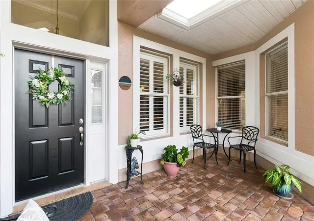 Photo 3 of Single family home for sale at 2524 Raccoon Run Ln, Orlando, FL 32837 | MLS# O6435970 | Listing updated on 2026-09-21