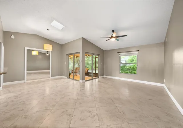 Photo 4 of Single family home for sale at 11813 Scotty Dr, Orlando, FL 32821 | MLS# O6435971 | Listing updated on 2026-09-28