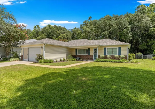 5th image of 14366 Sw 115Th Cir, Dunnellon, FL 34432 | MLS# OM730930