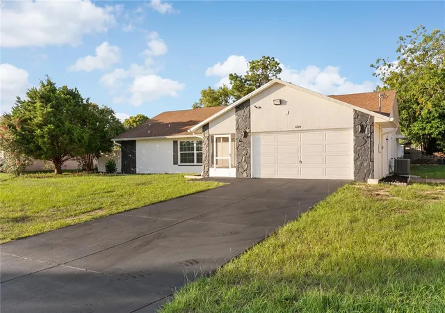 Photo 4 of Single family home for sale at 4220 Augustine Rd, Spring Hill, FL 34609 | MLS# TB8541709 | Listing updated on 2026-08-30