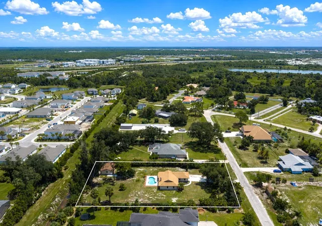 2nd image of 2331 Mission Valley Blvd, Nokomis, FL 34275 | MLS# A4703830