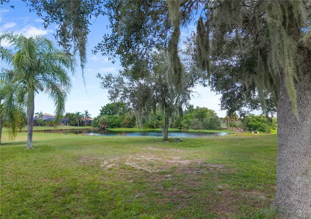 35th image of 8910 Stone Harbour Loop, Bradenton, FL 34212 | MLS# A4703833