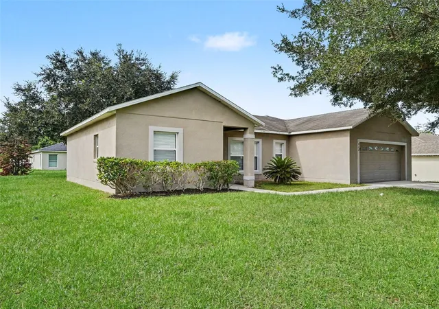 Photo 2 of Single family home for sale at 422 Columbia Ct, Poinciana, FL 34759 | MLS# O6435987 | Listing updated on 2026-08-28