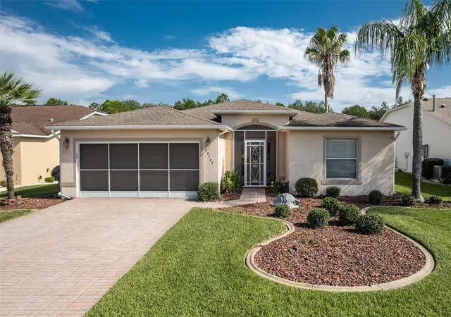 Photo 1 of Single family home for sale at 15547 Sw 13th Cir, Ocala, FL 34473 | MLS# OM730934 | Listing updated on 2026-09-29