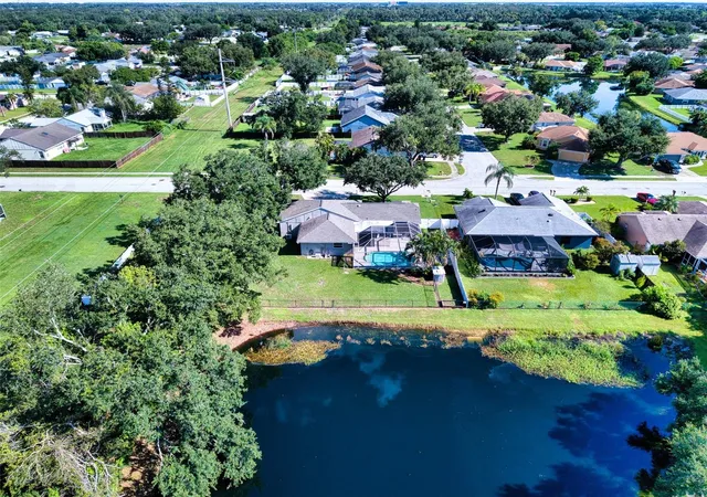 Photo 4 of Single family home for sale at 6305 61St St E, Palmetto, FL 34221 | MLS# A4703839 | Listing updated on 2026-10-10