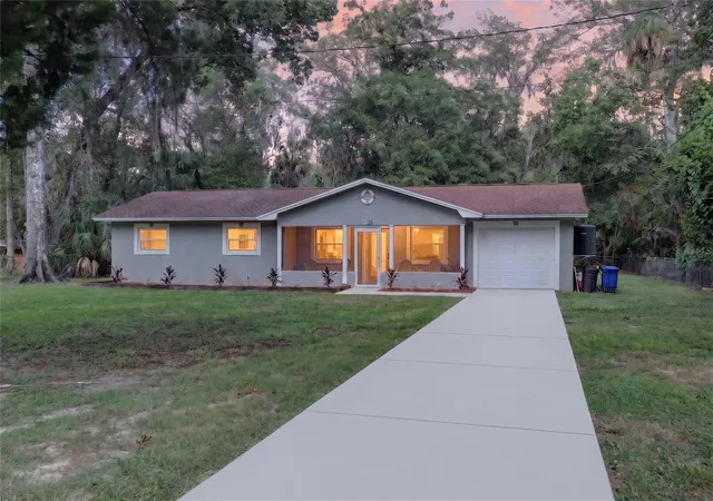 Photo 2 of Single family home for sale at 1920 Nw 15th Ave, Crystal River, FL 34428 | MLS# G5116868 | Listing updated on 2026-10-02