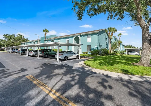3rd image of 11401 3Rd St N #2, St Petersburg, FL 33716 | MLS# TB8541728