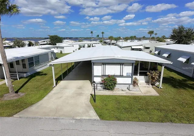 4th image of 213 Lakeside Ranch Cir, Winter Haven, FL 33881 | MLS# S5156169