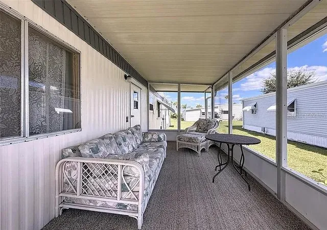 5th image of 213 Lakeside Ranch Cir, Winter Haven, FL 33881 | MLS# S5156169