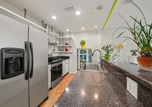 5th image of 102 Dorchester Sq, Lake Mary, FL 32746 | MLS# O6435999