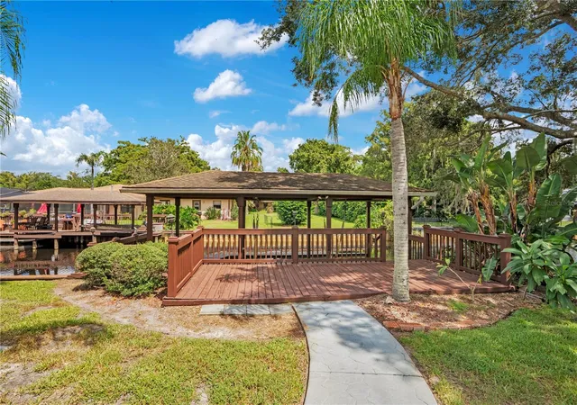 Photo 3 of Single family home for sale at 5365 Shady Oak Cir, Saint Cloud, FL 34771 | MLS# S5156171 | Listing updated on 2026-09-15