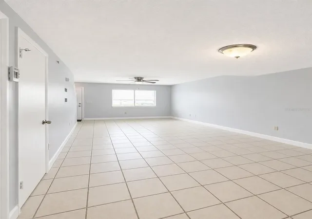 Listing Photo 4 - Condo for sale in building located at 235 Debora Ct, ALTAMONTE SPRINGS, FL 32701 - Unit #235