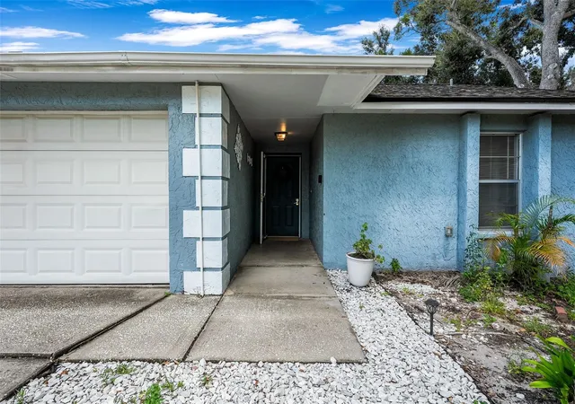 Photo 1 of Single family home for sale at 3878 Feather Dr, Lakeland, FL 33812 | MLS# TB8541736 | Listing updated on 2026-09-30