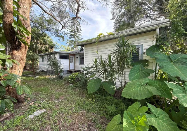 image of 7011 Hibiscus Ave S, South Pasadena, FL 33707 | MLS# O6436005