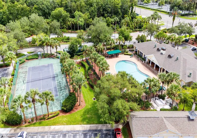 2nd image of 18525 Bridle Clb Dr, TAMPA, FL 33647