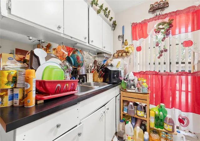 3rd image of 4200 37Th St S, St Petersburg, FL 33711 | MLS# TB8541749