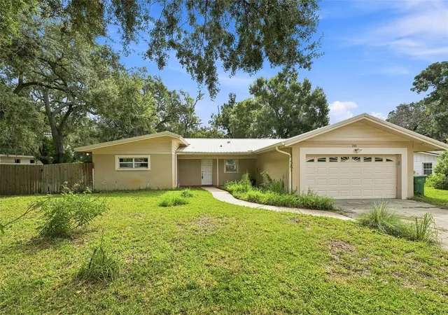 1st image of 11515 N Ravine Rd, Tampa, FL 33612 | MLS# TB8541750