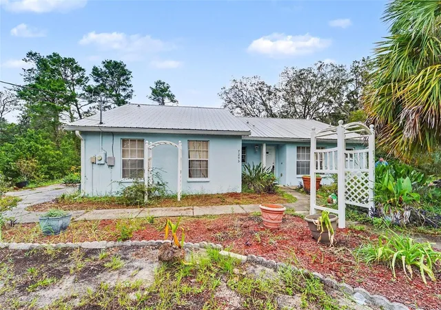 Photo 1 of Single family home for sale at 7295 Centerwood Ave, Spring Hill, FL 34606 | MLS# TB8541755 | Listing updated on 2026-09-02