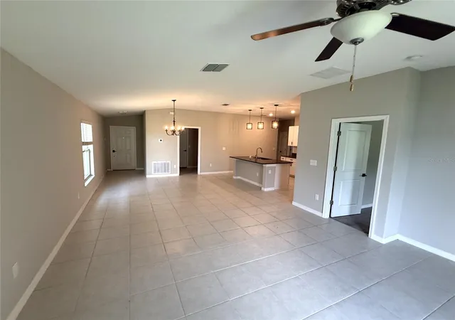4th image of 15516 Miller Creek Dr, Sun City Center, FL 33573 | MLS# TB8541760