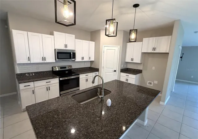 5th image of 15516 Miller Creek Dr, Sun City Center, FL 33573 | MLS# TB8541760