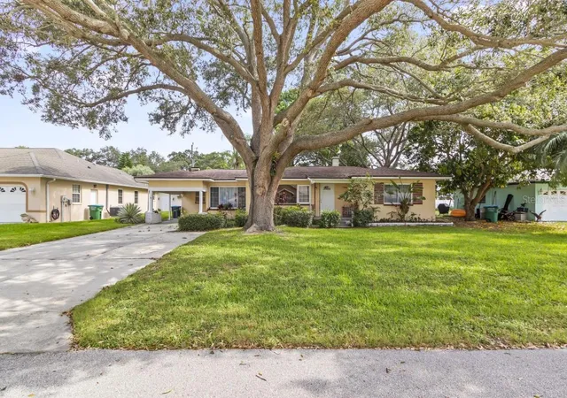 image of 1512 Lime St, Clearwater, FL 33756 | MLS# A4703848