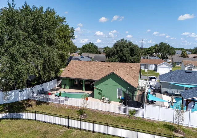 4th image of 412 Everwood Dr, Kissimmee, FL 34743 | MLS# S5156177