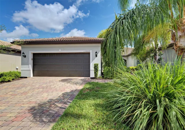 Photo 1 of Single family home for sale at 13884 Vadini St, Venice, FL 34293 | MLS# N6145463 | Listing updated on 2026-08-31