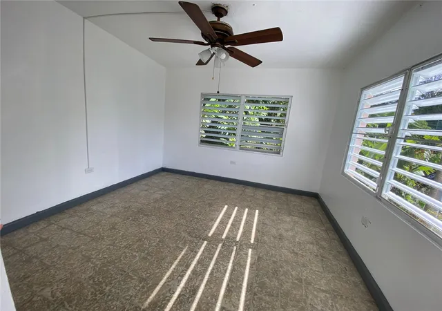 Photo 4 of Single family home for sale at Ao - 28 Interior Urb Reparto Valencia, Bayamon, PR 00958 | MLS# PR9123637 | Listing updated on 2026-10-17