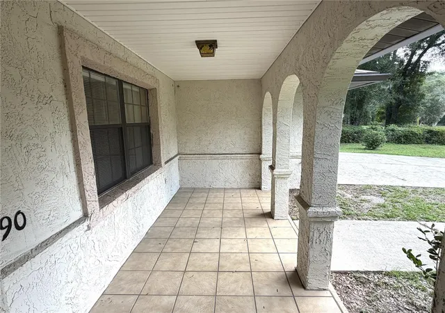 Photo 2 of Sale Pending at 9890 Sw 203Rd Cir, Dunnellon, FL 34431 | MLS# OM730946 | Listing updated on 2026-09-14